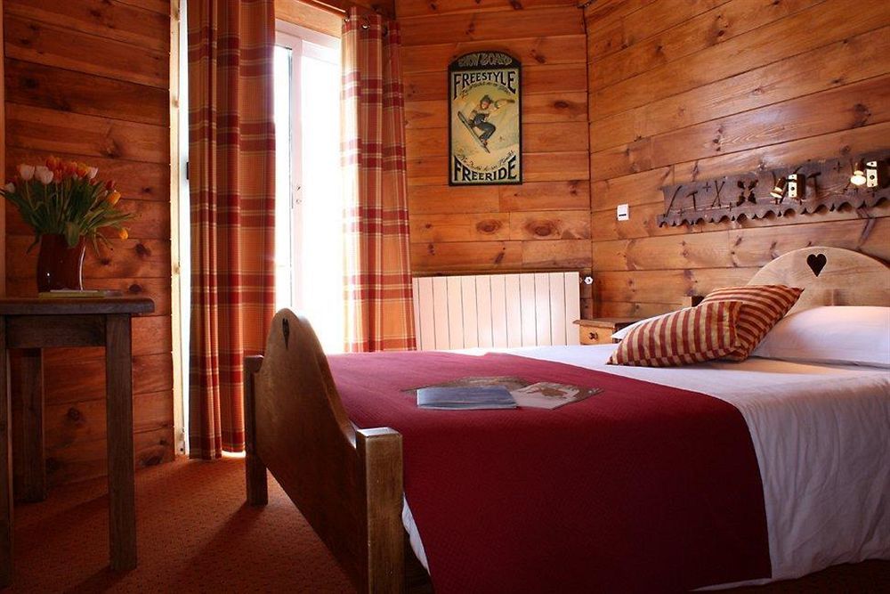 Hotel L'Ecureuil Auron Exterior photo